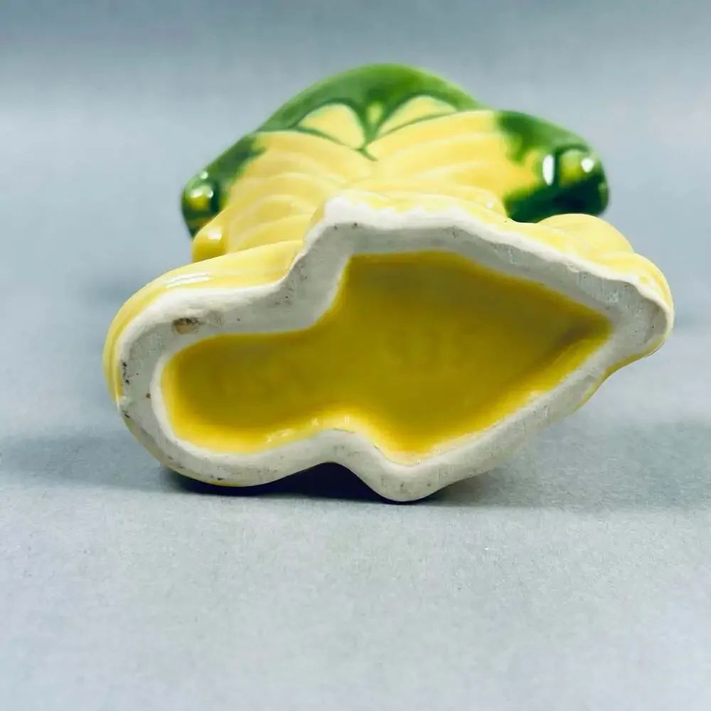 Shawnee pottery cornucopia